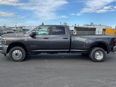 New 2027 RAM 3500 Big Horn AWD/4WD image 6