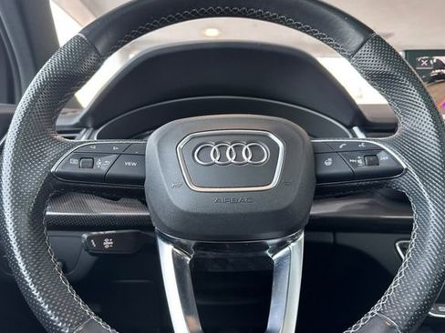 Used 2022 Audi SQ5 Premium image 23