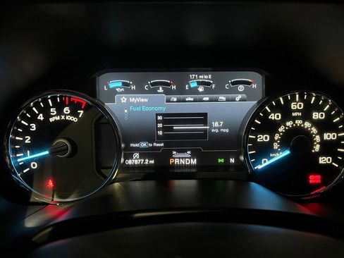 Used 2018 Ford F150 Lariat w/ Equipment Group 502A Luxury image 30