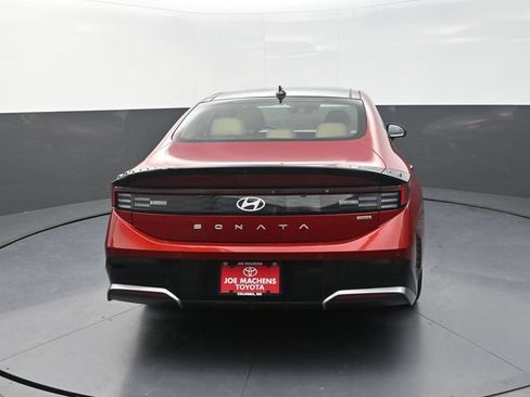 Used 2025 Hyundai Sonata Limited FWD image 7