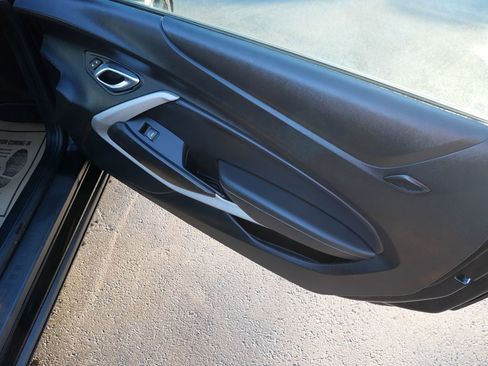 Used 2019 Chevrolet Camaro LT image 34