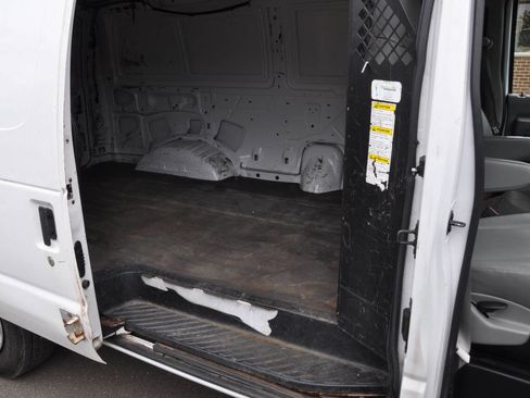 Used 2012 Ford E-250 and Econoline 250 w/ Commercial Cargo Van Pkg image 22