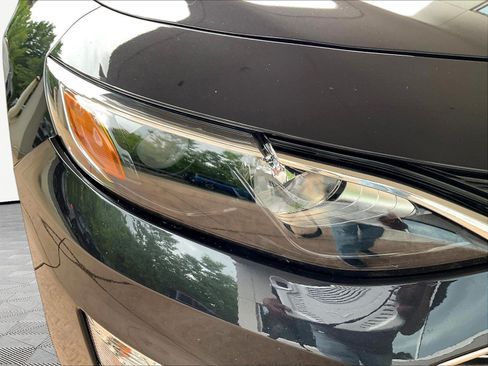 Used 2022 Chevrolet Malibu LS FWD image 29