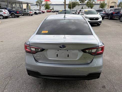 Used 2025 Subaru Legacy Limited w/ Popular Package #2 AWD/4WD image 6