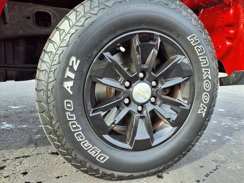 Used 2020 Chevrolet Silverado 1500 LT w/ All-Star Edition image 30