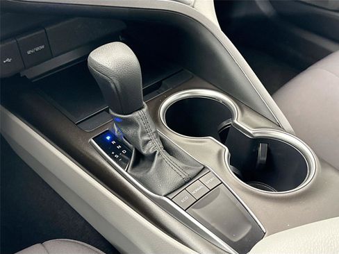 Certified 2024 Toyota Camry LE image 24