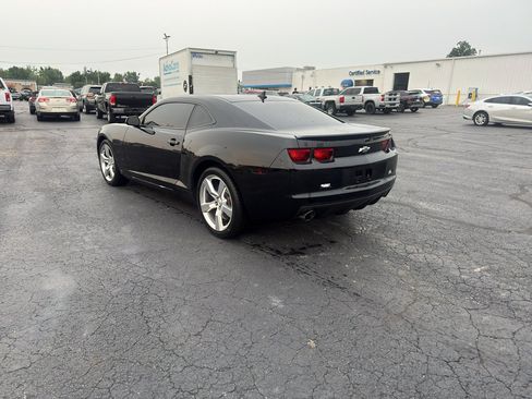 Used 2010 Chevrolet Camaro SS w/ RS Package RWD image 4