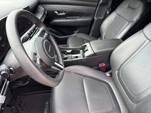 Used 2025 Hyundai Santa Cruz SEL image 17