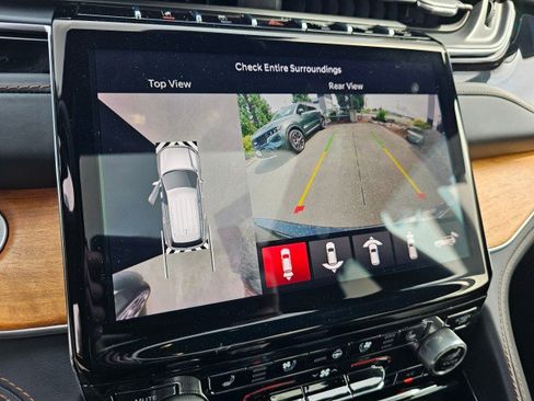 Used 2022 Jeep Grand Cherokee Summit image 38