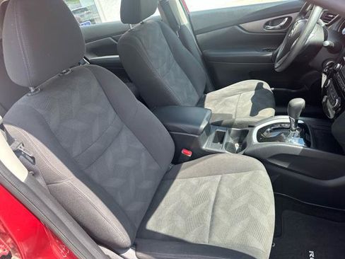 Used 2016 Nissan Rogue S AWD/4WD image 9