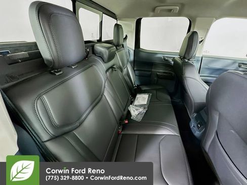 New 2025 Ford Maverick Lariat w/ Black Appearance Package AWD/4WD image 29