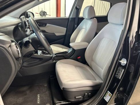 Used 2023 Hyundai Kona SEL AWD/4WD image 12