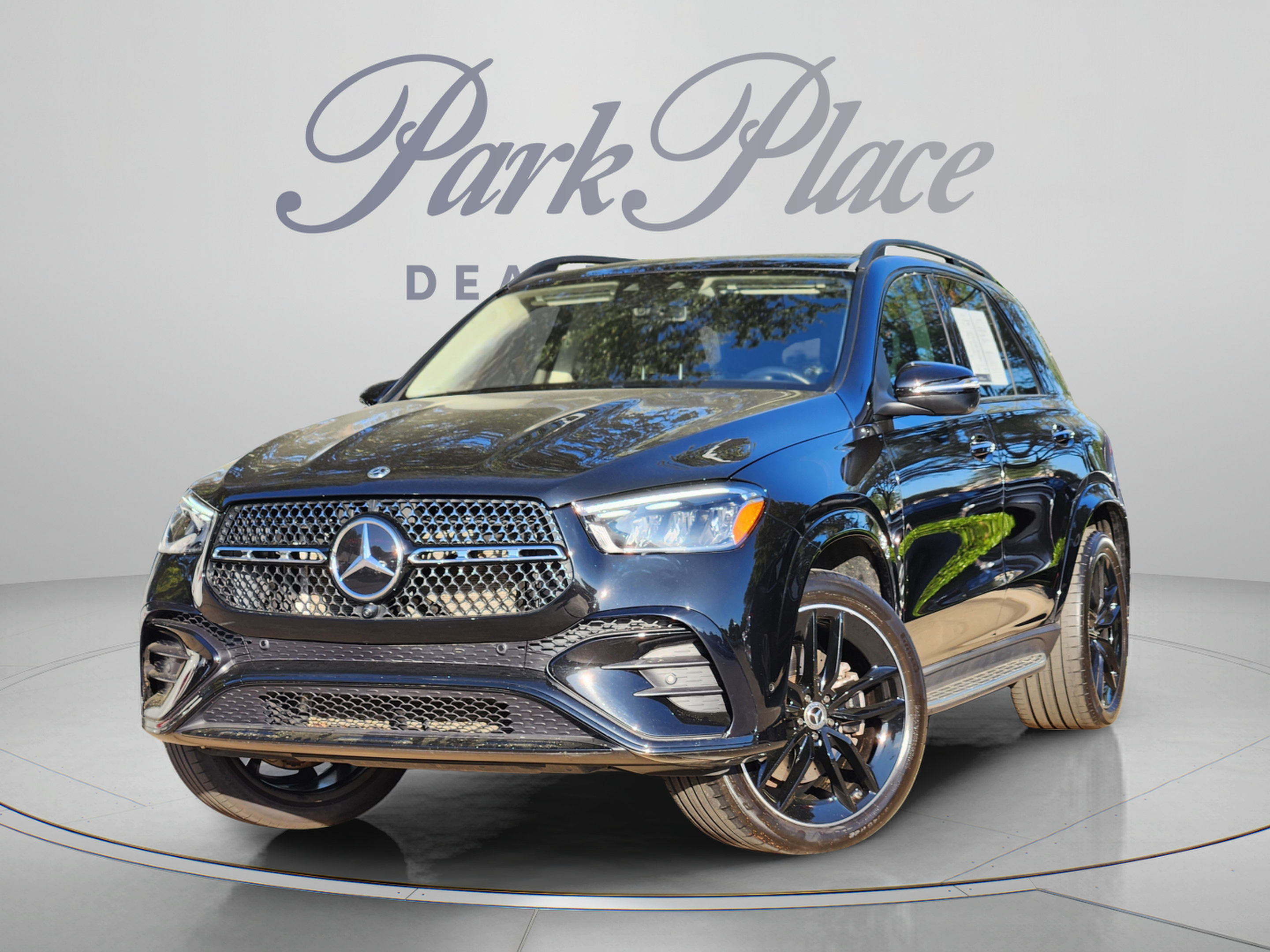 Used 2026 Mercedes-Benz GLE 450 4MATIC image 1
