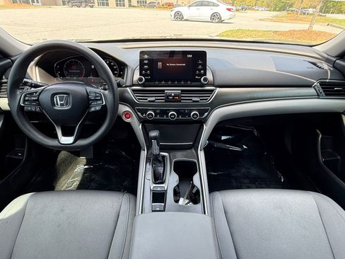 Used 2018 Honda Accord LX image 23