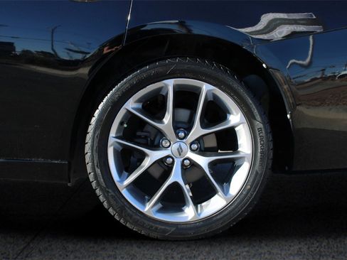 Used 2020 Dodge Charger SXT image 7