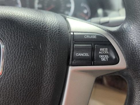 Used 2011 Honda Accord EX image 11