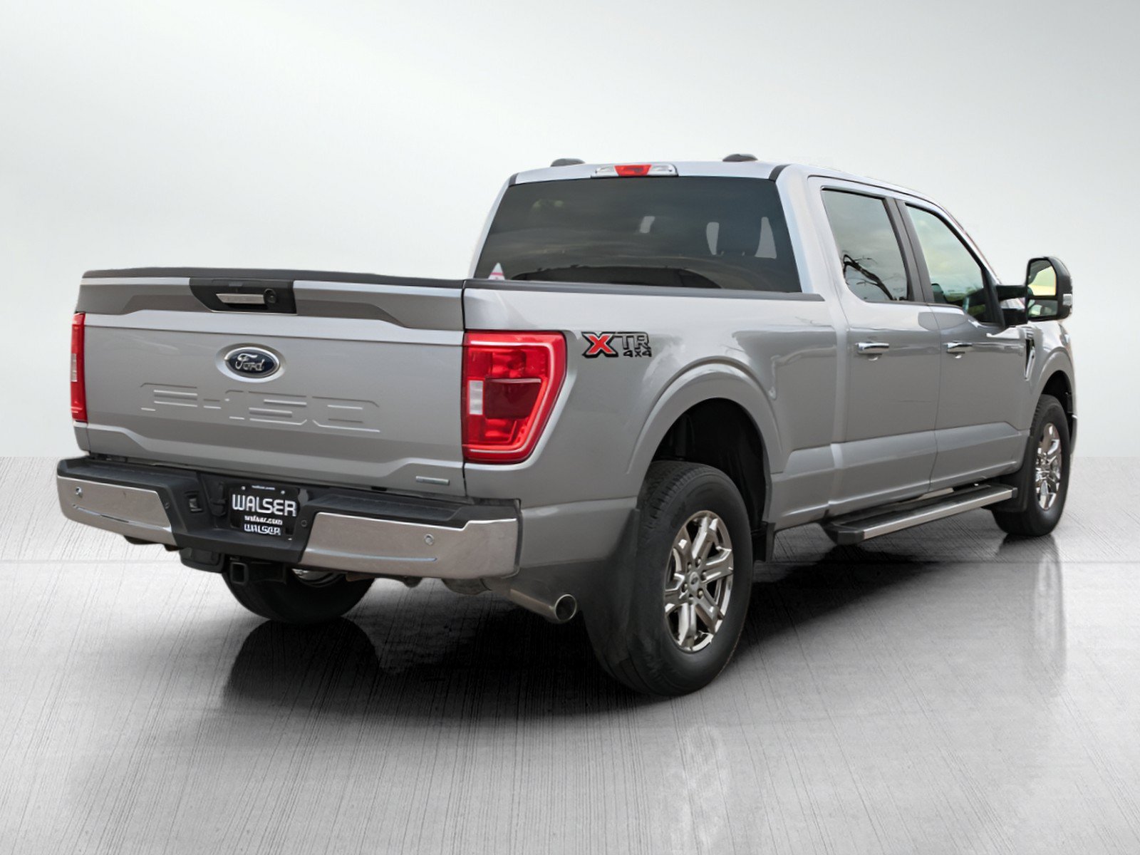 Used 2023 Ford F150 XLT w/ XTR Package AWD/4WD image 5