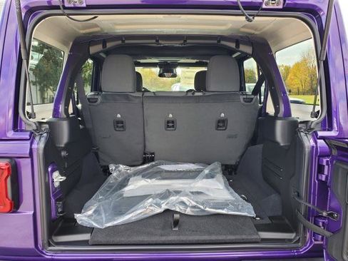 New 2026 Jeep Wrangler Unlimited Rubicon image 23