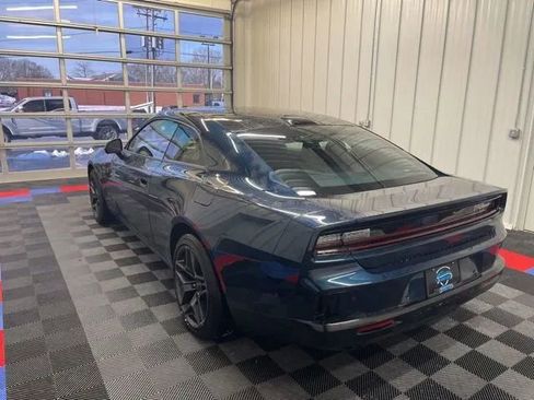 Used 2024 Dodge Charger R/T w/ Plus Group image 5