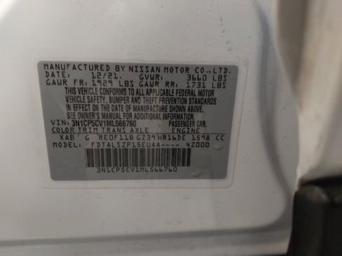 Used 2021 Nissan Kicks SV FWD image 33
