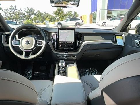 Used 2026 Volvo XC60 B5 Plus w/ Protection Package Premier image 17