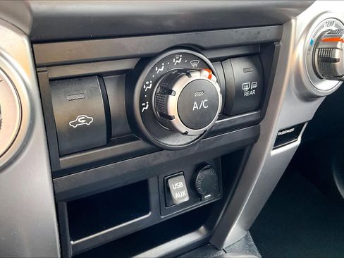 Used 2017 Toyota 4Runner SR5 image 31