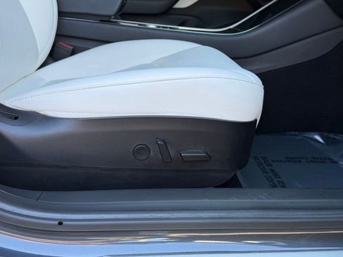 Used 2020 Tesla Model 3 Long Range AWD/4WD image 35