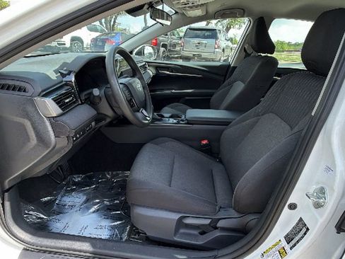 Certified 2025 Toyota Camry LE image 18
