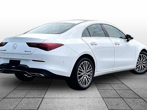 Used 2025 Mercedes-Benz CLA 250 4MATIC image 7