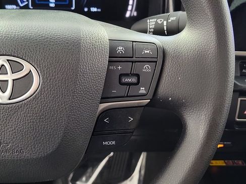 Used 2025 Toyota Camry LE FWD image 25