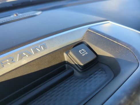 Used 2022 RAM 1500 Big Horn image 30
