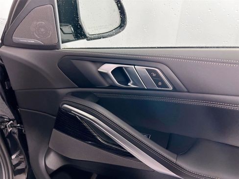 New 2026 BMW X6 xDrive40i image 29