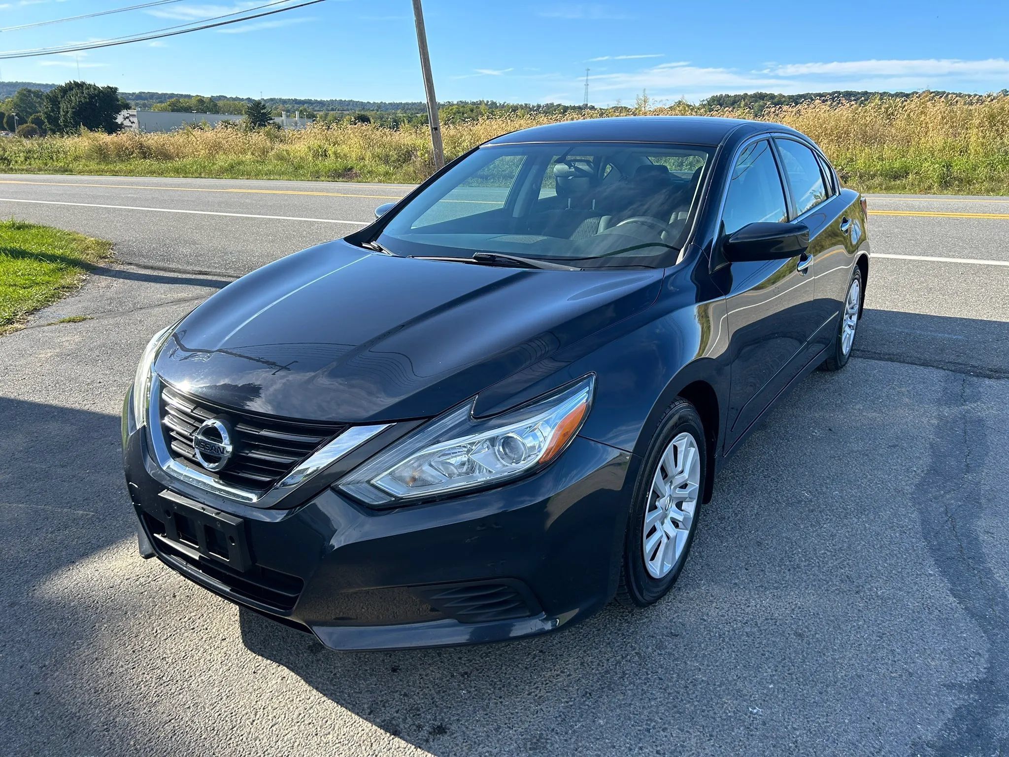 Used 2017 Nissan Altima 2.5 S w/ Power Driver Seat Package FWD image 7