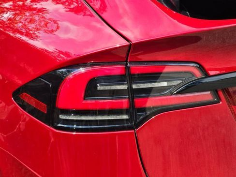 Used 2023 Tesla Model X AWD/4WD image 28