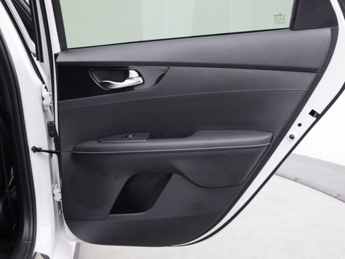 Used 2021 Kia Forte GT-Line w/ GT-Line Premium Package FWD image 37