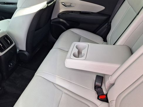 Certified 2024 Hyundai Tucson Limited image 13