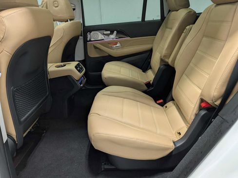 Certified 2026 Mercedes-Benz GLS 450 4MATIC image 20