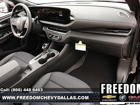 New 2026 Buick Envista Preferred FWD image 12