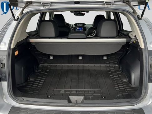 Used 2019 Subaru Crosstrek 2.0i Limited w/ Moonroof Package w/Navigation AWD/4WD image 9