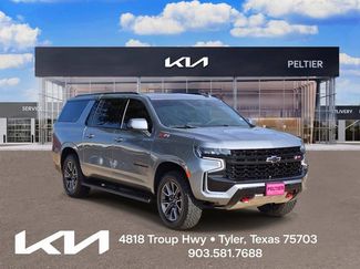 Used 2023 Chevrolet Suburban Z71 w/ Luxury Package AWD/4WD video 1
