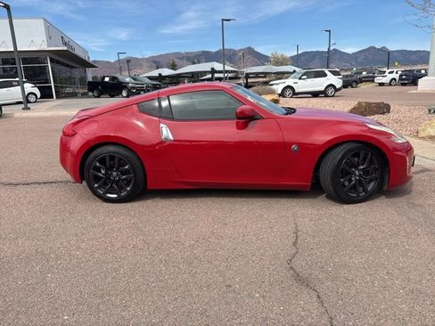 Used 2015 Nissan 370Z Touring image 11