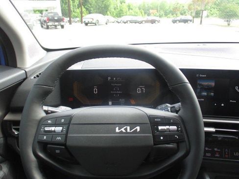 New 2026 Kia Sportage EX w/ EX Panorama Roof Package image 21