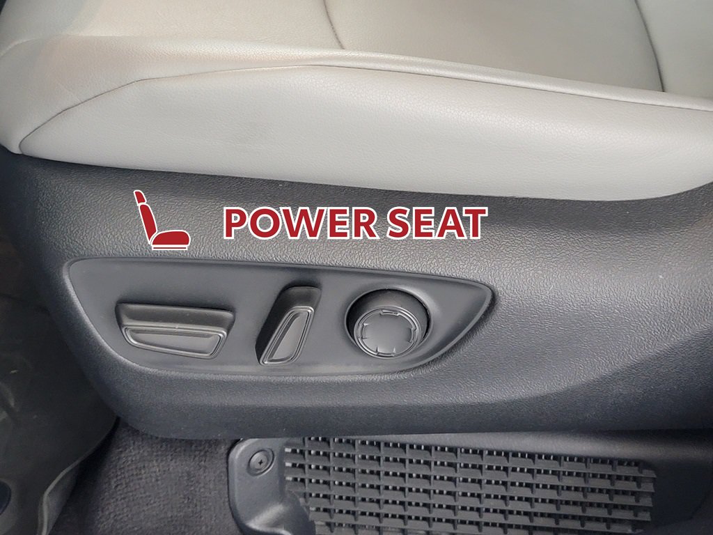 Used 2025 Toyota Sienna XLE w/ XLE Plus Package AWD/4WD image 15