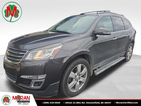 Used 2017 Chevrolet Traverse LT w/ Style and Technology Package AWD/4WD image 1