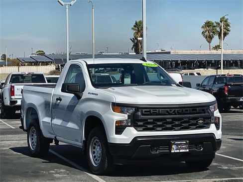 Used 2025 Chevrolet Silverado 1500 W/T image 3