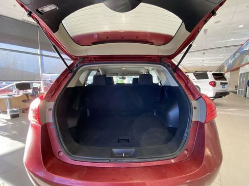 Used 2015 Nissan Rogue S w/ Convenience Package image 25