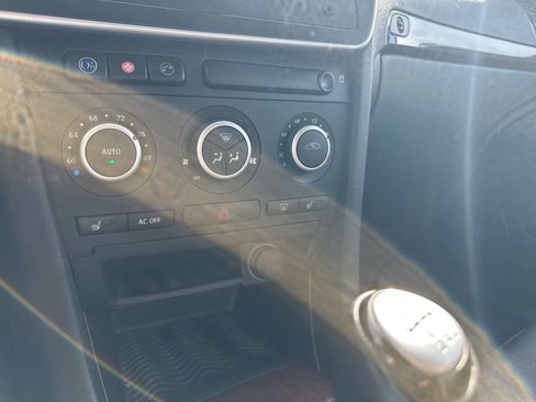 Used 2008 Saab 9-3 2.0T w/ Premium Package image 52