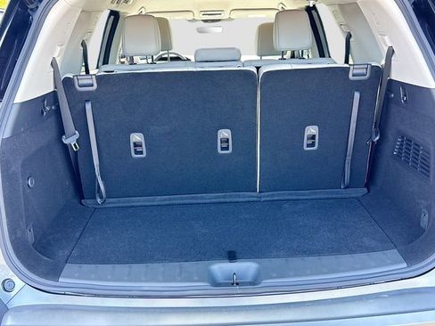 New 2026 Nissan Pathfinder SL FWD image 20