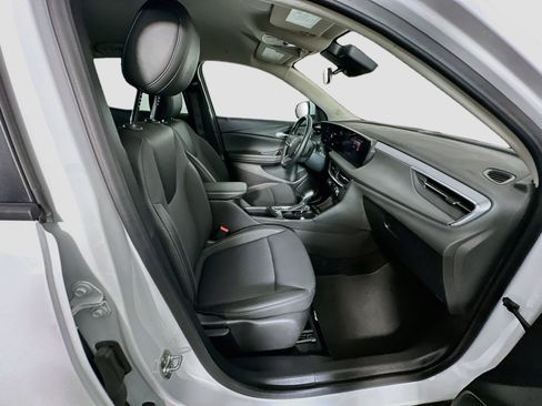 Used 2025 Buick Encore GX Preferred FWD image 32