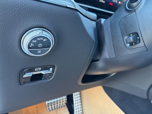 New 2026 Mercedes-Benz GLC 300 4MATIC image 17